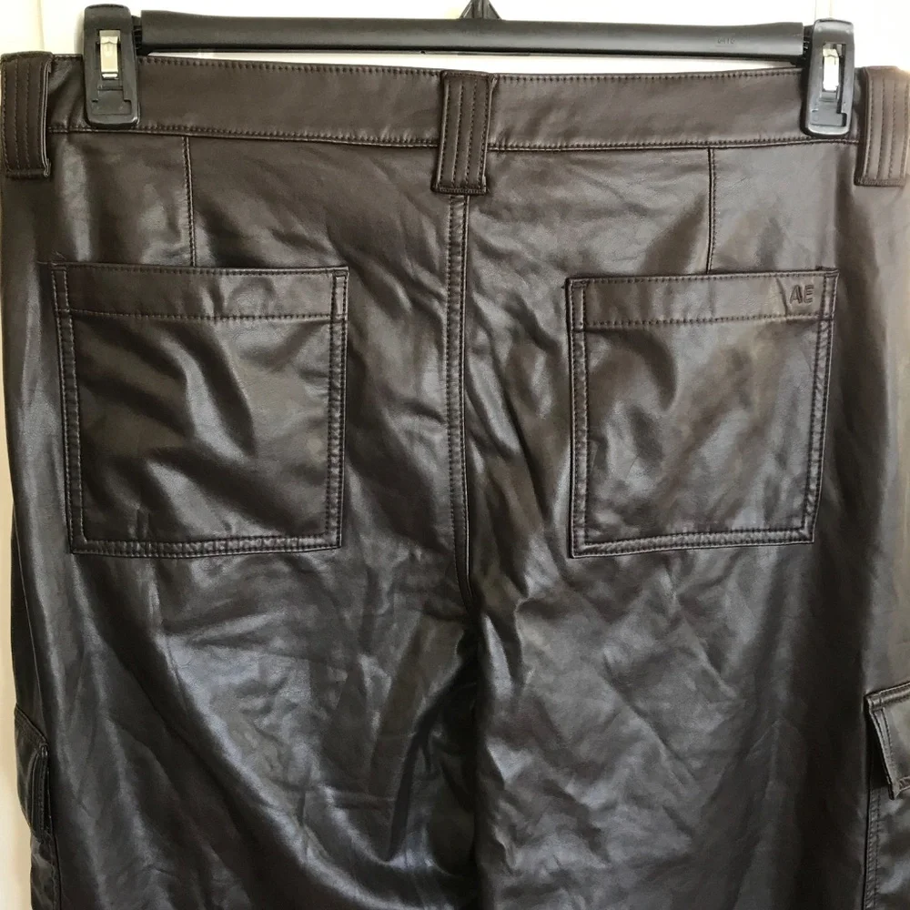 AMERICAN EAGLE Vegan Leather Stretch Cargo Pants Brown Women’s Plus Size 18